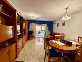 AMPLIO APARTAMENTO DE 4 DORMITORIOS EN EL CENTRO DE BENIDORM, A SOLO 150 METROS DEL MAR photo 0