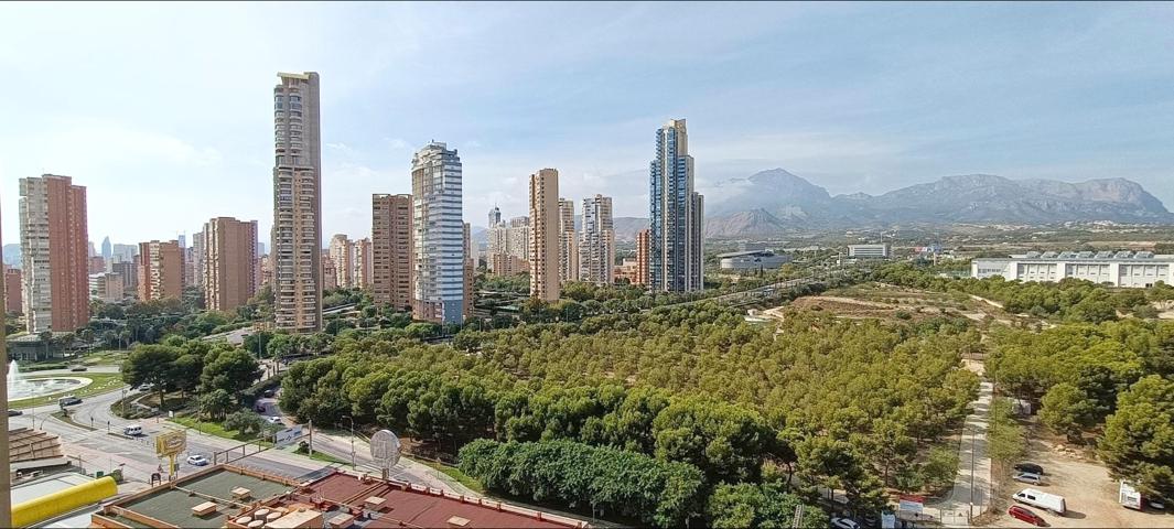 VIVIENDA DE 2 DORMITORIOS CON VISTAS PANORÁMICAS, PARKING Y PISCINA EN LEVANTE photo 0