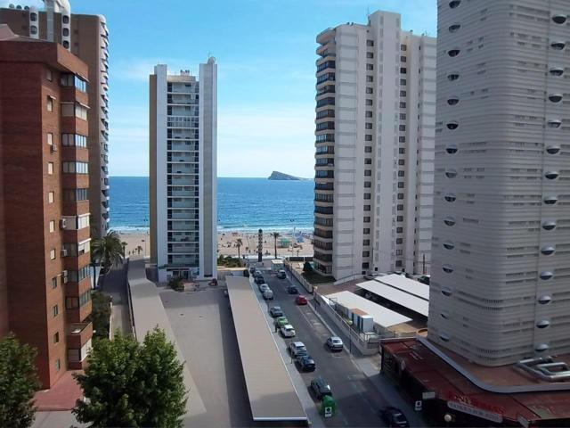 OPORTUNIDAD! APARTAMENTO EN AVDA. DEL MEDITERRÁNEO CON VISTAS AL MAR, PARKING Y PISCINA photo 0