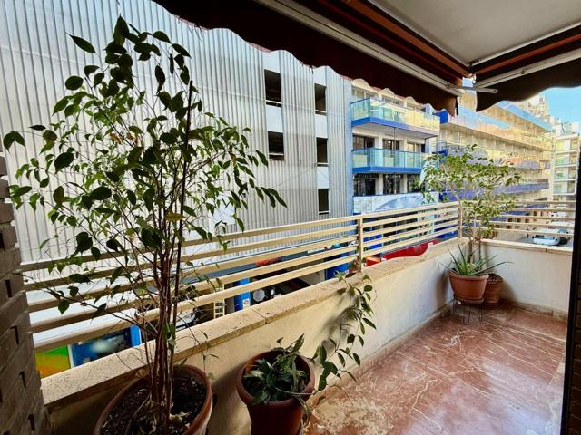 AMPLIO APARTAMENTO REFORMADO EN BENIDORM, ZONA CENTRO - A SOLO 100 METROS DEL MAR photo 0