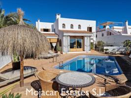 Magnífico, luminoso y amplio chalet en venta en la exclusiva zona de Vista Los Ángeles en Mojácar Playa, Almería photo 0