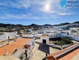 Espaciosa propiedad de 6 dormitorios con solarium y preciosas vistas en Llano de Don Antonio, Carboneras en Almería photo 0