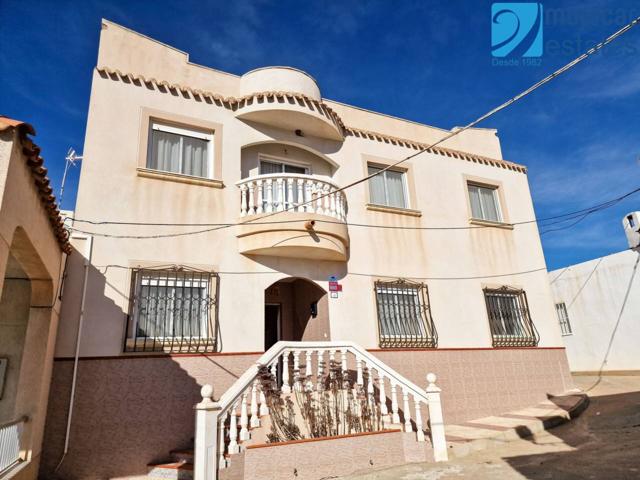 Espaciosa propiedad de 6 dormitorios con solarium y preciosas vistas en Llano de Don Antonio, Carboneras en Almería photo 0