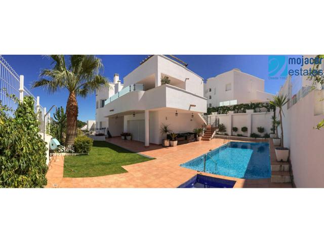 Impresionante Villa Contemporánea en venta con Piscina y Vistas Espectaculares en Mojácar Playa, Almería photo 0