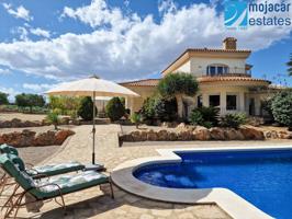 Impecable villa de lujo con vistas panorámicas y piscina, así como un amplio garaje en venta en Vera, Almería, Andalucía photo 0