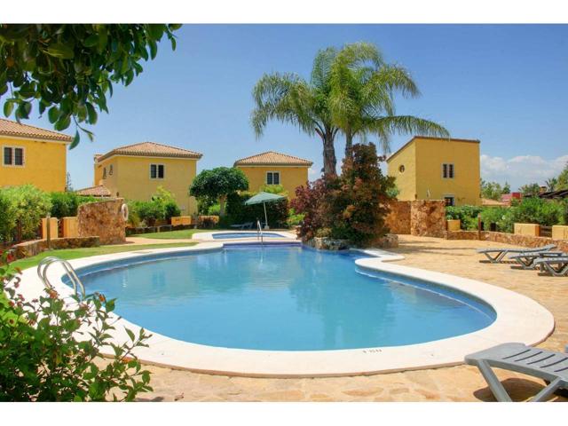 Pueblo Villas - en Desert Springs Golf Resort en Palmares, Almería, Andalucía con piscina y jardines comunitarios. photo 0