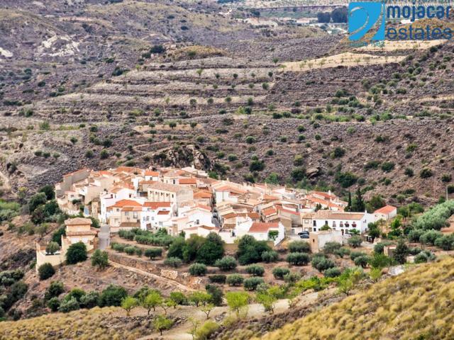 Encantadora casa de pueblo en venta en el pequeño pueblo de El Chive, cerca de Lubrín en Almería, Andalucía. photo 0