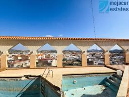 Edificio de Cuatro Plantas en Venta en Turre en Almería, Andalucía - Incluye Apartamento y Antiguo Bar photo 0