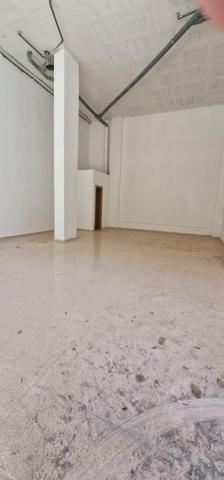 Local en venta con grandes posibilidades photo 0