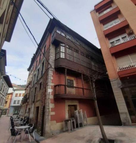 Edificio para Reformar en el Corazón de Infiesto. photo 0