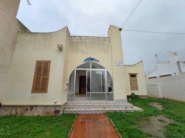 Unifamiliar En venta en Los Almendros-La Florida, Orihuela Costa photo 0