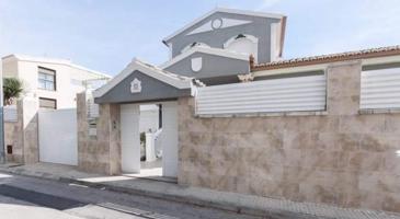 Unifamiliar En venta en Playa De Gandia, Gandia photo 0