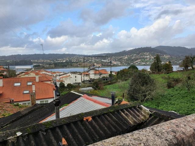 CASA CON VISTAS Y FINCA EN EL CENTRO, PONTEDEUME photo 0