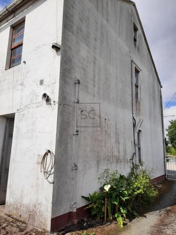 CASA ADOSADA CON FINCA PARA REFORMA INTEGRAL EN LA ZONA DE SANTA CECILIA, NARÓN photo 0