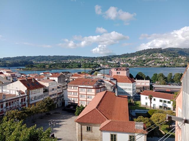 PISO CON VISTAS A LA RÍA EN PONTEDEUME photo 0