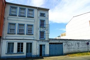 Edificio con finca en San Juan, Ferrol photo 0