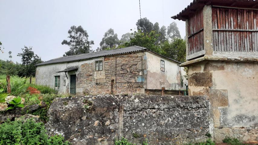 CASA DE PIEDRA PARA REFORMA INTEGRAL CON GRAN FINCA photo 0