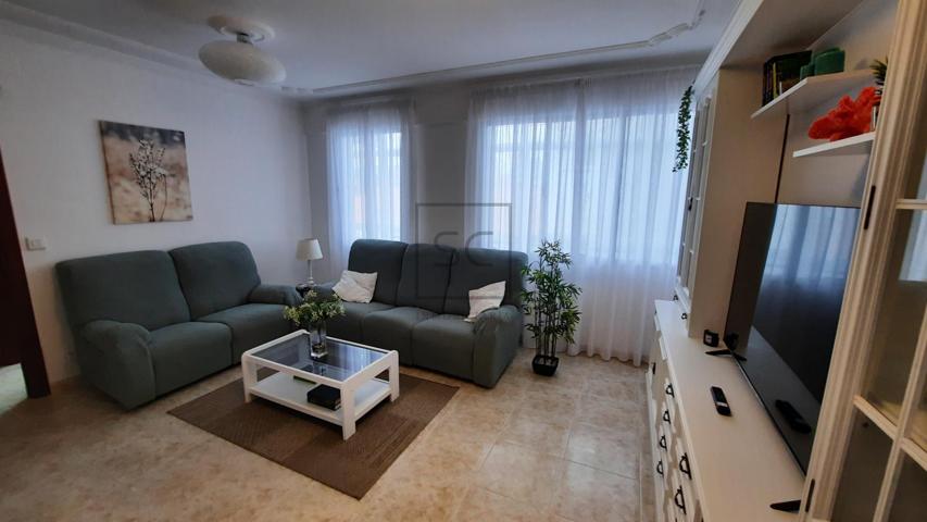 APARTAMENTO EN FREIXEIRO-NARÓN photo 0
