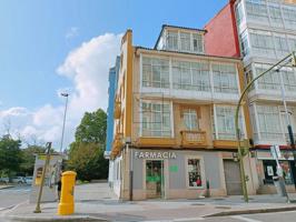 Edificio con tres plantas para reforma integral en Portanova, Ferrol photo 0
