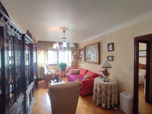 Elegante piso en el centro de Ferrol photo 0