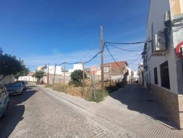 Solar en venta en Valencina de la Concepción photo 0