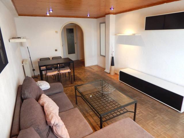 Piso en venta en Palomeras Sureste(28018) photo 0