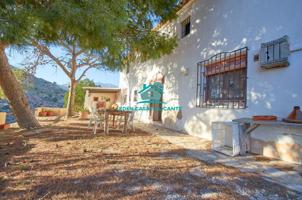 Preciosa casa de campo de 180 m² con 4 dormitorios en Jijona, con vistas al mar en una parcela rústica de 5000 m². photo 0
