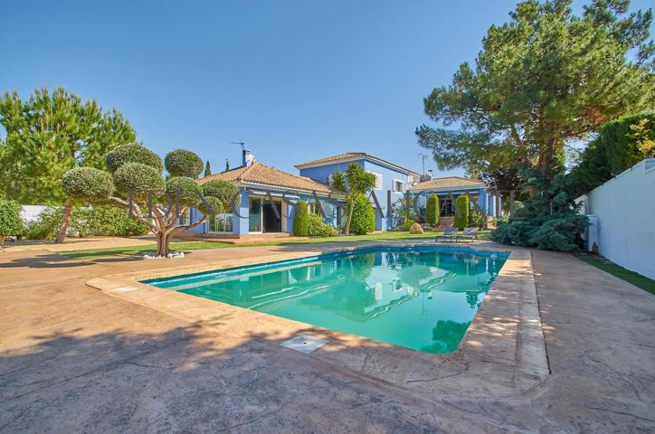 Gran Chalet de Lujo en Rio Park con 7 dormitorios, 4 baños, garaje y piscina privada photo 0