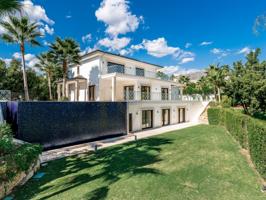 Villa En venta en Aloha, Marbella photo 0