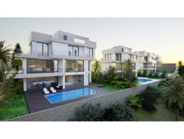 Villa En venta en Estepona photo 0