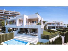 Piso En venta en Estepona photo 0