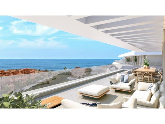 Piso En venta en Estepona photo 0