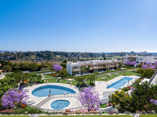 Piso En venta en Paraiso - Barronal, Estepona photo 0