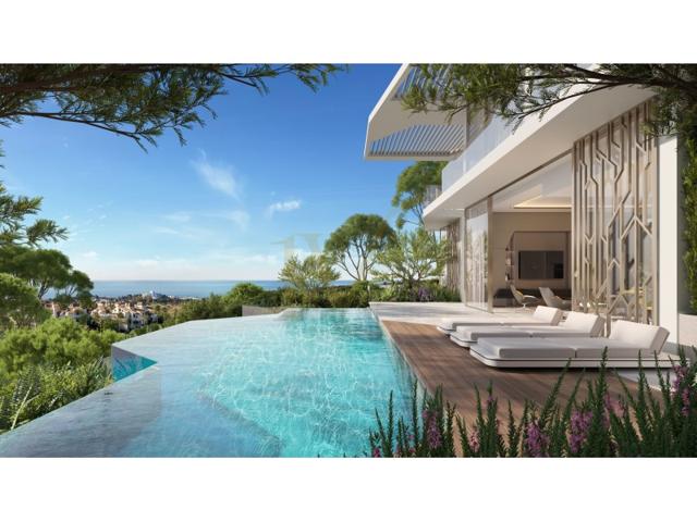 Villa En venta en Estepona photo 0