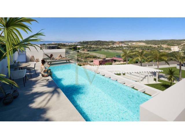Piso En venta en Estepona photo 0