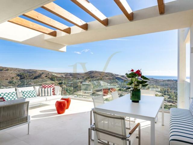 Piso En venta en Benahavís photo 0