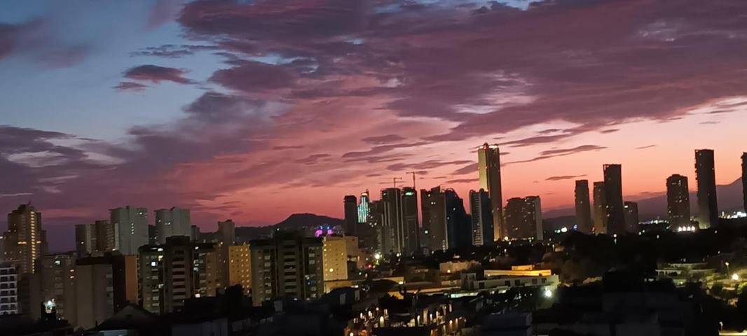 VENTA DE PISO AMPLICO EN CENTRO DE BENIDORM photo 0