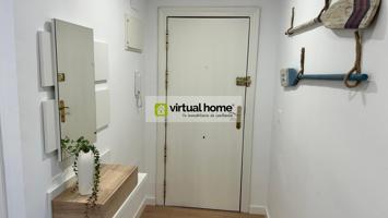 Piso en venta en Calle Gerona photo 0