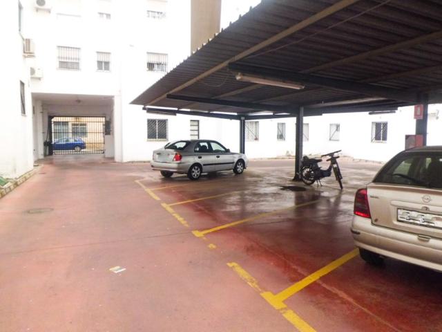 Parking En alquiler en La Rinconada photo 0