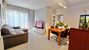 Piso En venta en Santa Coloma de Gramenet photo 0