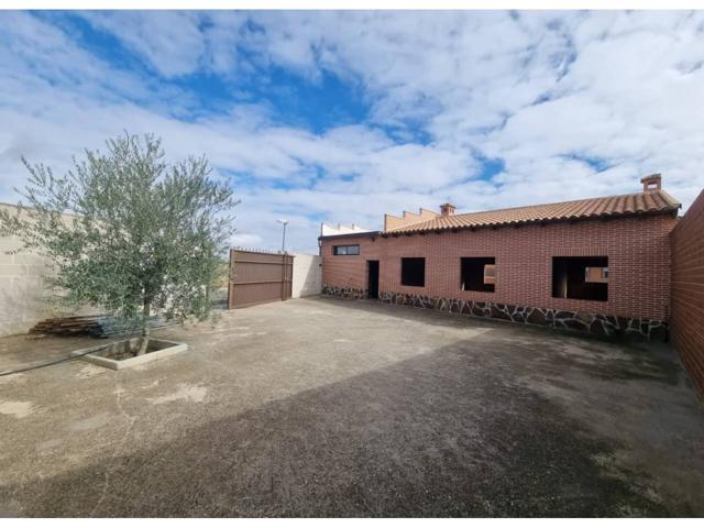 chalet independiente a 30' de Móstoles photo 0