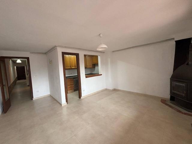Alquilar Piso en Sant Joan de Mediona photo 0