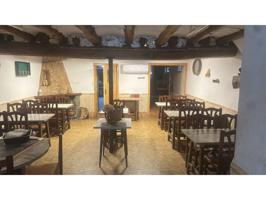 TRASPASO DE RESTAURANTE CON ENCANTO EN LA LLACUNA photo 0