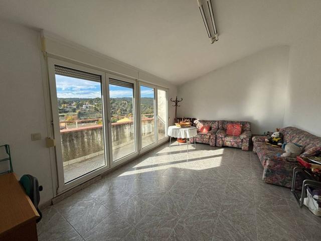 Venta de Casa en La Llacuna photo 0