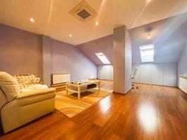 SE VENDE DUPLEX EN EL CENTRO DE PONFERRADA photo 0