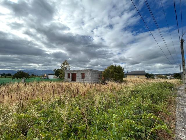 Casa Solar en Construcción con Amplia Parcela y Vistas Espectaculares en Villadecanes photo 0