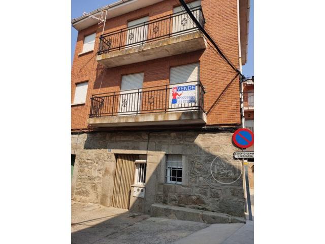 Casa En venta en Navalmoral photo 0