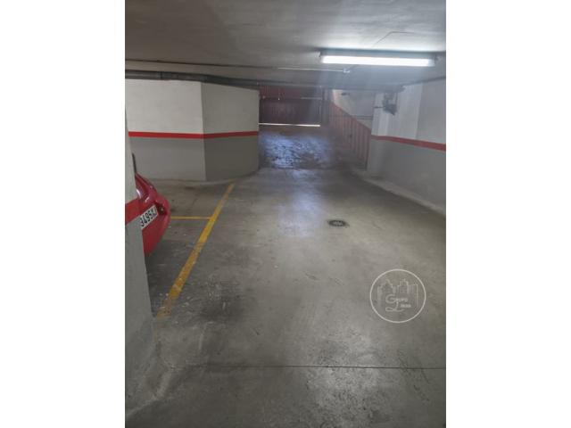 Parking Subterráneo En venta en Ávila photo 0