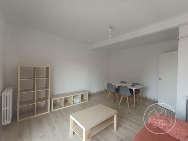 Piso En alquiler en Ávila photo 0