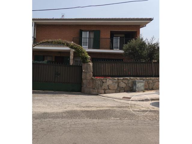 Piso En venta en Solosancho photo 0